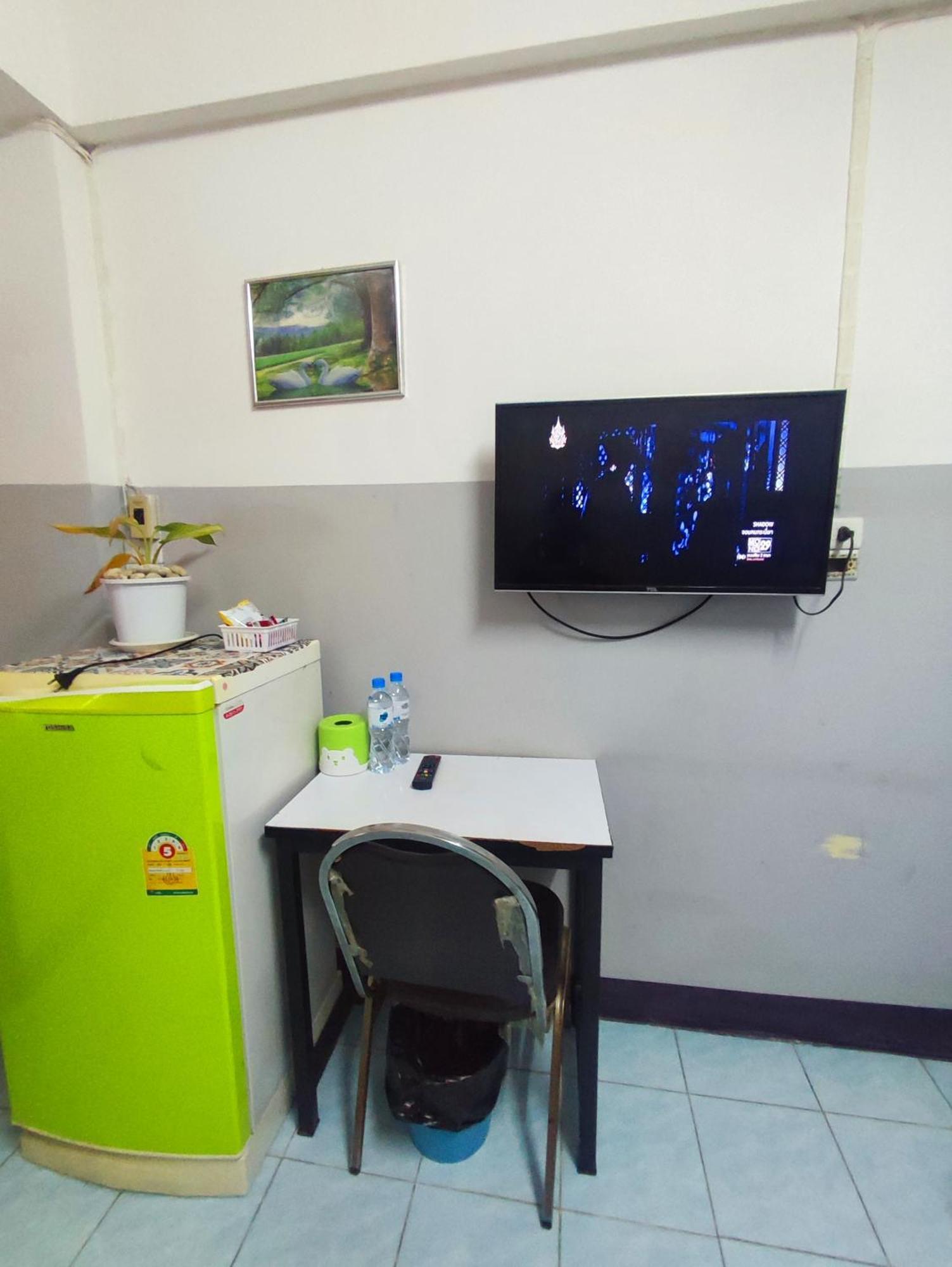 Appartamento Psm At Rangsit Ban Bang Khan  Esterno foto